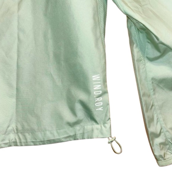 NWT Adidas Women's Small Green WIND.RDY Zip Up Hooded Sporty Windbreaker Jacket - Picture 11 of 16